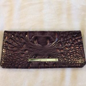 Brahmin wallet